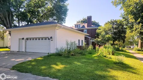 232 5th Street NW Mason City IA 50401