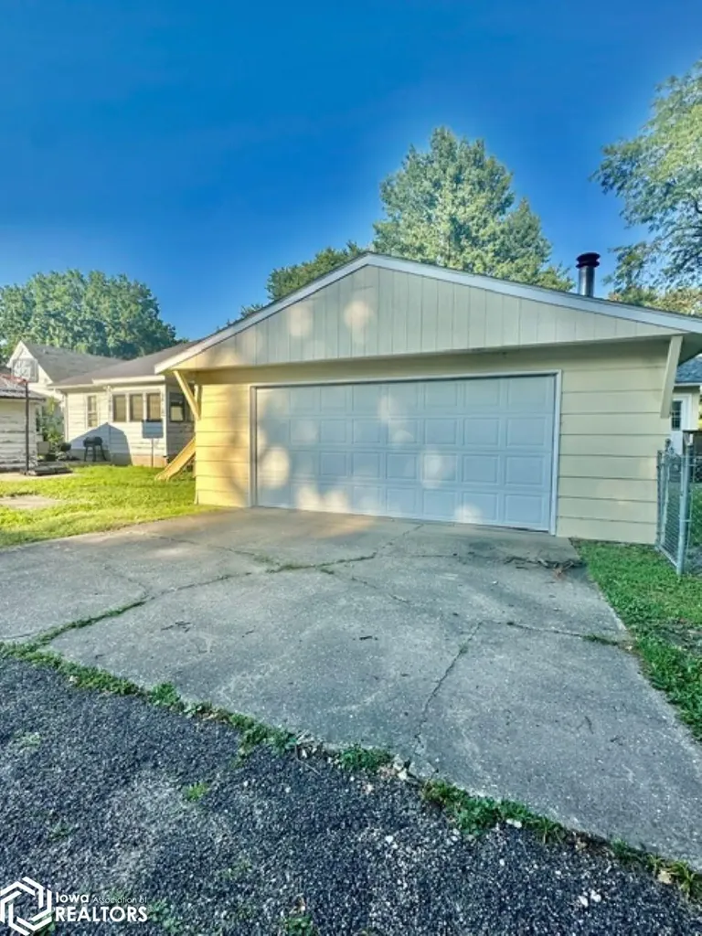1309 Perkins Avenue Burlington IA 52601