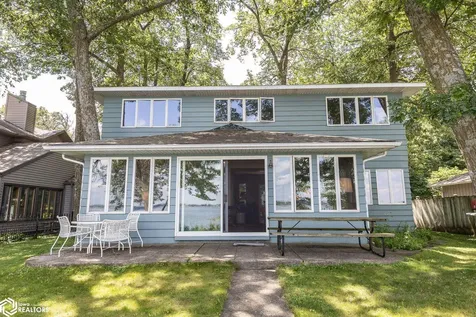 3822 240th Street Clear Lake IA 50428