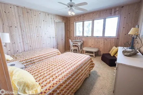 3822 240th Street Clear Lake IA 50428
