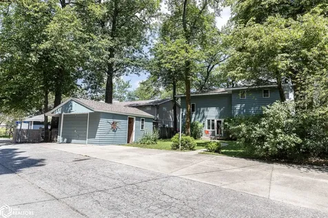 3822 240th Street Clear Lake IA 50428