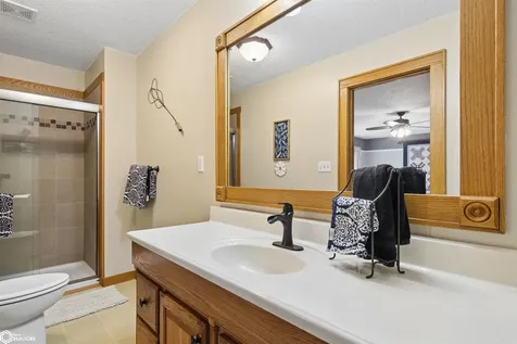 2023 Edgebrook Drive Marshalltown IA 50158