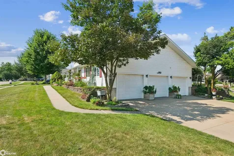 2023 Edgebrook Drive Marshalltown IA 50158