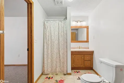 2023 Edgebrook Drive Marshalltown IA 50158