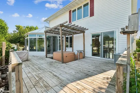2023 Edgebrook Drive Marshalltown IA 50158