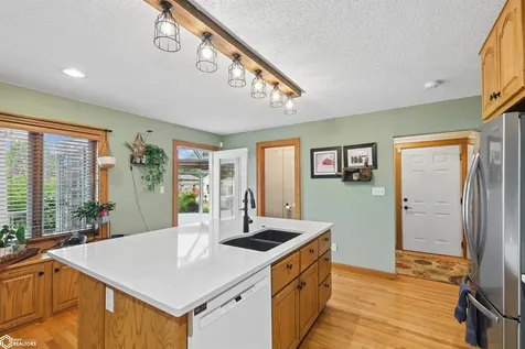 2023 Edgebrook Drive Marshalltown IA 50158