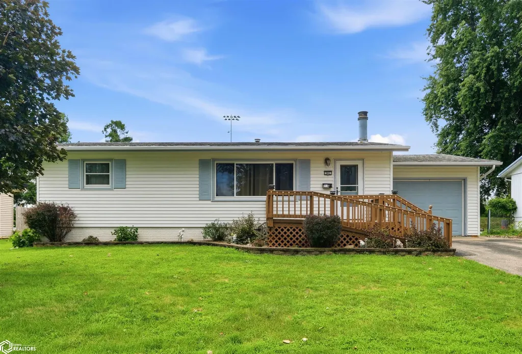 501 Dennis Drive Marshalltown IA 50158