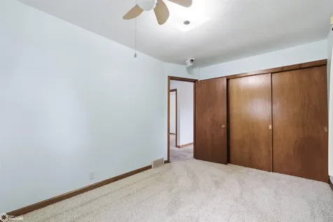 501 Dennis Drive Marshalltown IA 50158