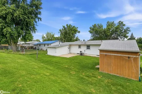 501 Dennis Drive Marshalltown IA 50158