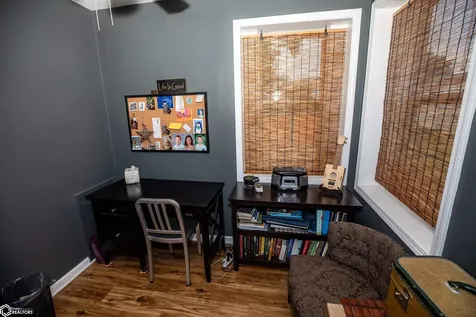 145 Dawley NE Cedar Rapids IA 54202