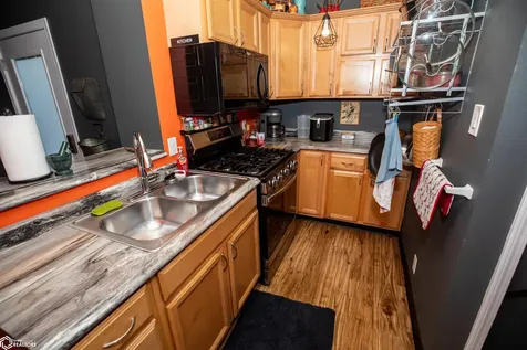 145 Dawley NE Cedar Rapids IA 54202