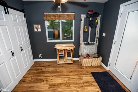 145 Dawley NE Cedar Rapids IA 54202