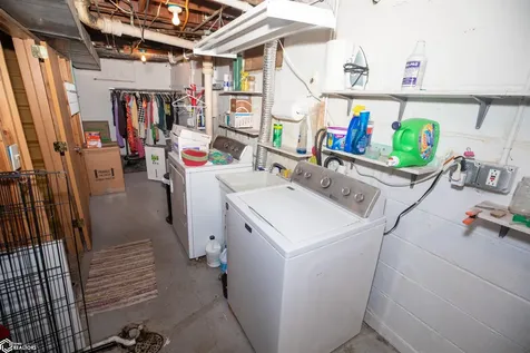 145 Dawley NE Cedar Rapids IA 54202