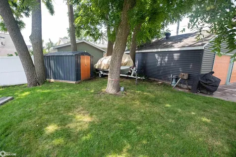 145 Dawley NE Cedar Rapids IA 54202