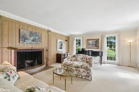 1743 Country Club Lane Marshalltown IA 50158