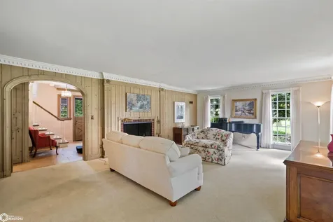 1743 Country Club Lane Marshalltown IA 50158