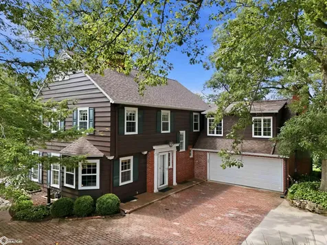 1743 Country Club Lane Marshalltown IA 50158