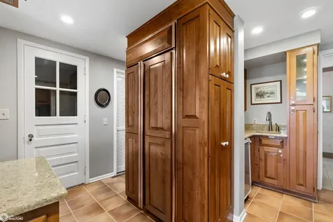 1743 Country Club Lane Marshalltown IA 50158