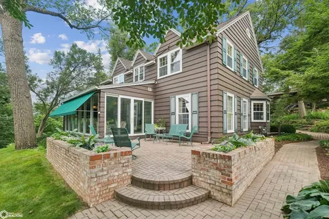1743 Country Club Lane Marshalltown IA 50158