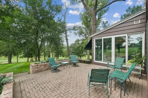 1743 Country Club Lane Marshalltown IA 50158