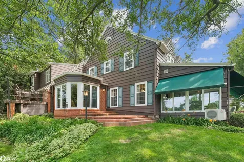 1743 Country Club Lane Marshalltown IA 50158