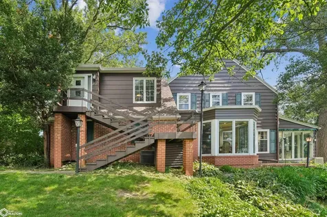1743 Country Club Lane Marshalltown IA 50158