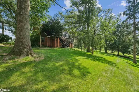 1743 Country Club Lane Marshalltown IA 50158