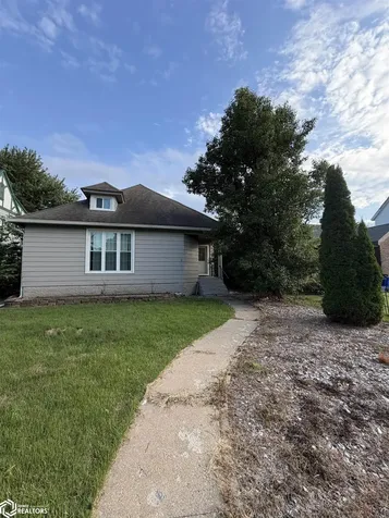 176 E Alta Vista Avenue Ottumwa IA 52501
