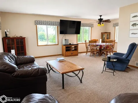 12149 Overturf Drive Moravia IA 52571