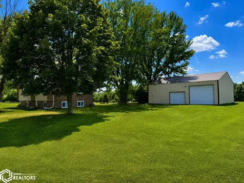 12149 Overturf Drive Moravia IA 52571