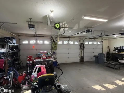 405 E 9th Street Tama IA 52339
