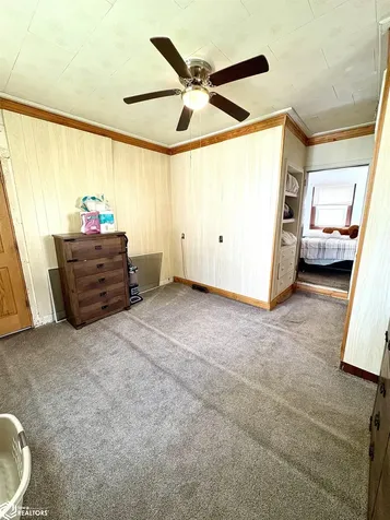 714 Hedge Avenue Burlington IA 52601