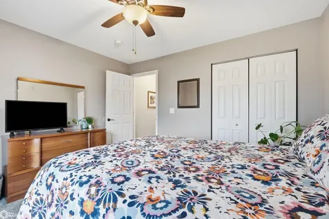 514B E Olive #404 Street Marshalltown IA 50158