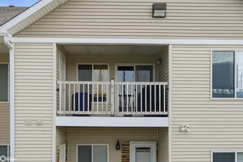 514B E Olive #404 Street Marshalltown IA 50158