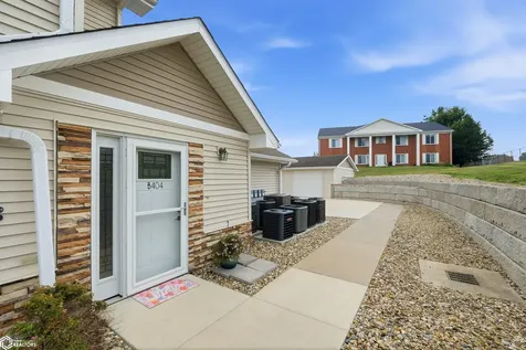 514B E Olive #404 Street Marshalltown IA 50158