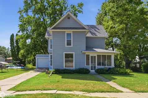 206 N Ellis Street Keota IA 52248