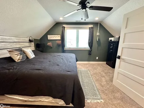 1634 5th Avenue Grinnell IA 50112