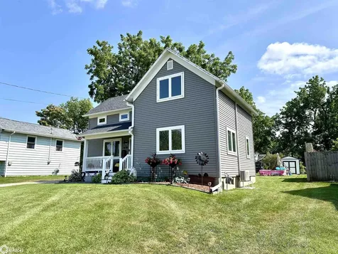 1634 5th Avenue Grinnell IA 50112