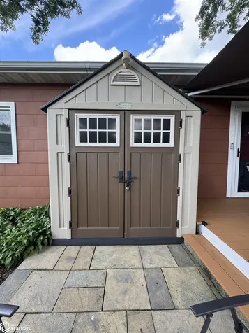209 S 9th Street Clear Lake IA 50428