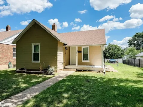 1620 S 12th Street Burlington IA 52601
