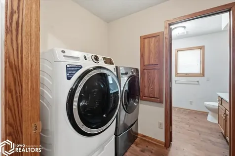 1002 7th Street Eldora IA 50627