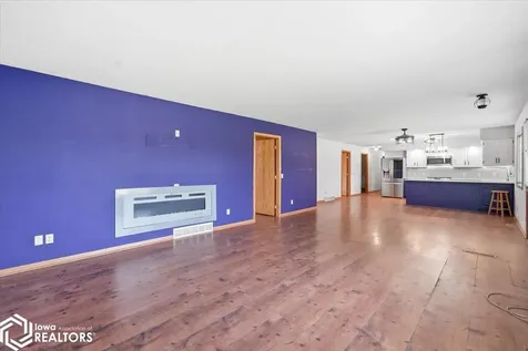 1002 7th Street Eldora IA 50627