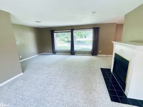 115 Highland Avenue Oskaloosa IA 52577