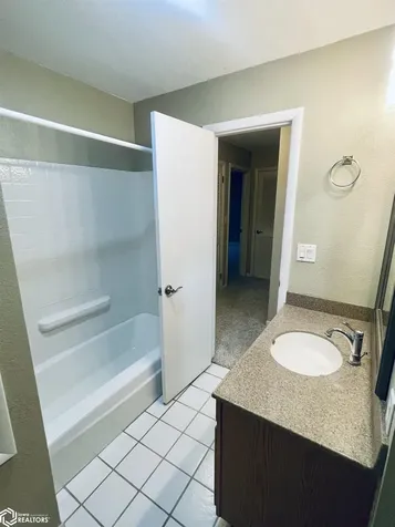 115 Highland Avenue Oskaloosa IA 52577