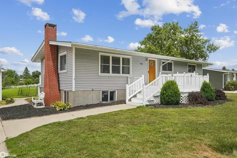 306 Meadowlane Drive Montezuma IA 50171