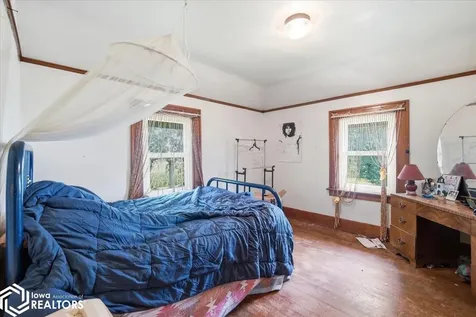 27698 195th Street Iowa Falls IA 50126