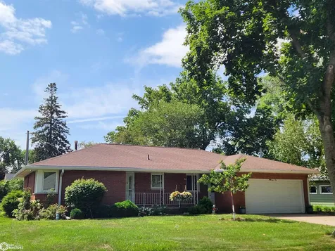 49 Winnebago Way Mason City IA 50401