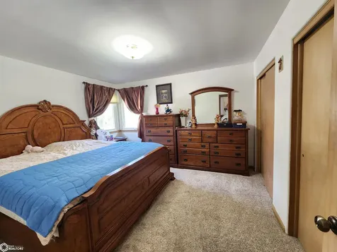 49 Winnebago Way Mason City IA 50401