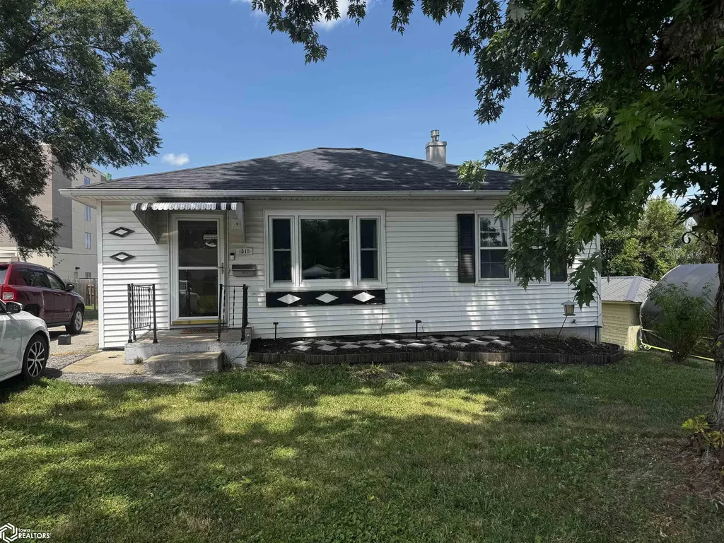 1315 Mowrey Avenue Ottumwa IA 52501