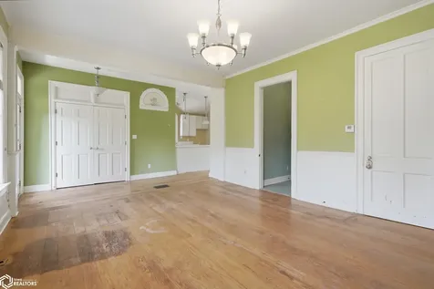 1008 N B Street Fairfield IA 52556
